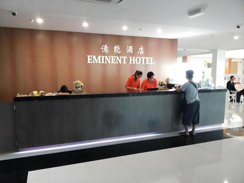 Eminent Hotel Кота-Кінабалу Екстер'єр фото